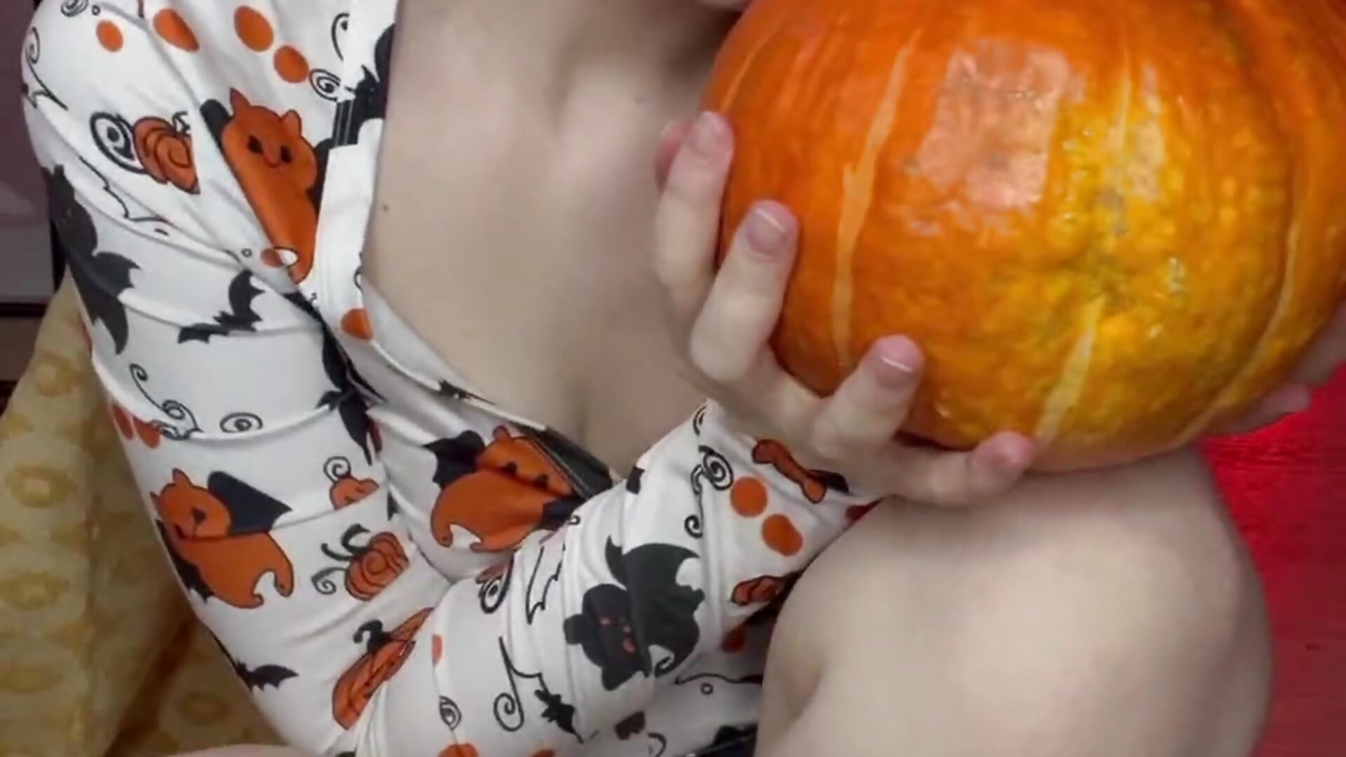 HALLOWEEN－カメラキャストのB_Evaの動画