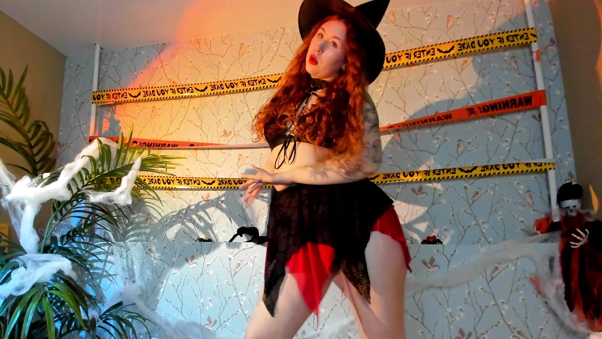 sexy witch moves - clip cu Mad_Kettle
