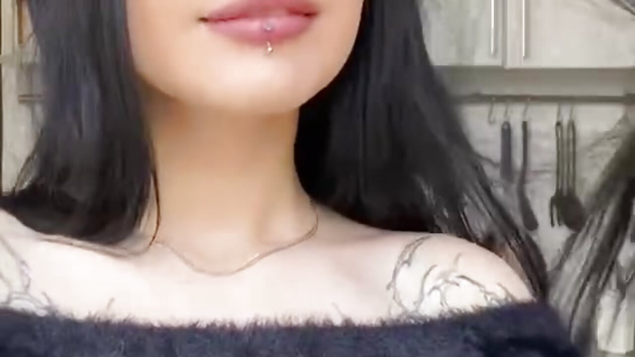 sharing my vibes with u ^^ - video van Emmora_