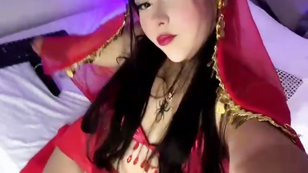 Your favorite gypsy 💘 - video van SeraphinaRollers cam-model