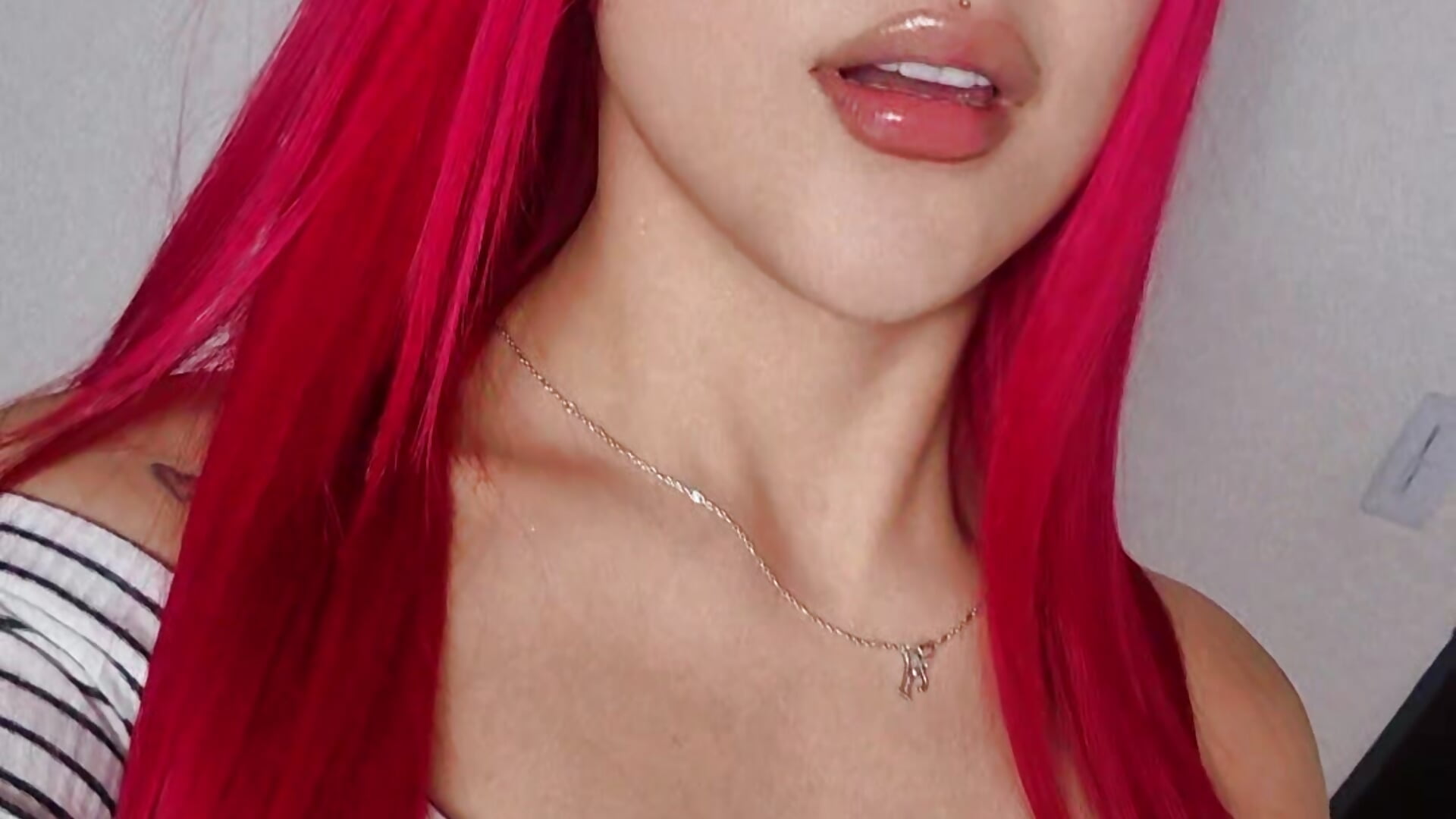Hello guys, welcome to my profile. ❤️ – video od webkamerové modelky Victoriaa_adamss