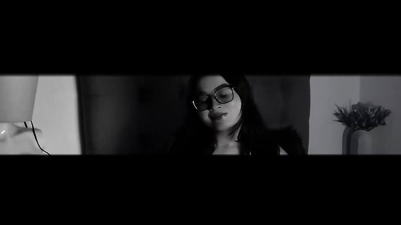 profile-intro-video-1792522570 - Lilith_cute_主播的视频