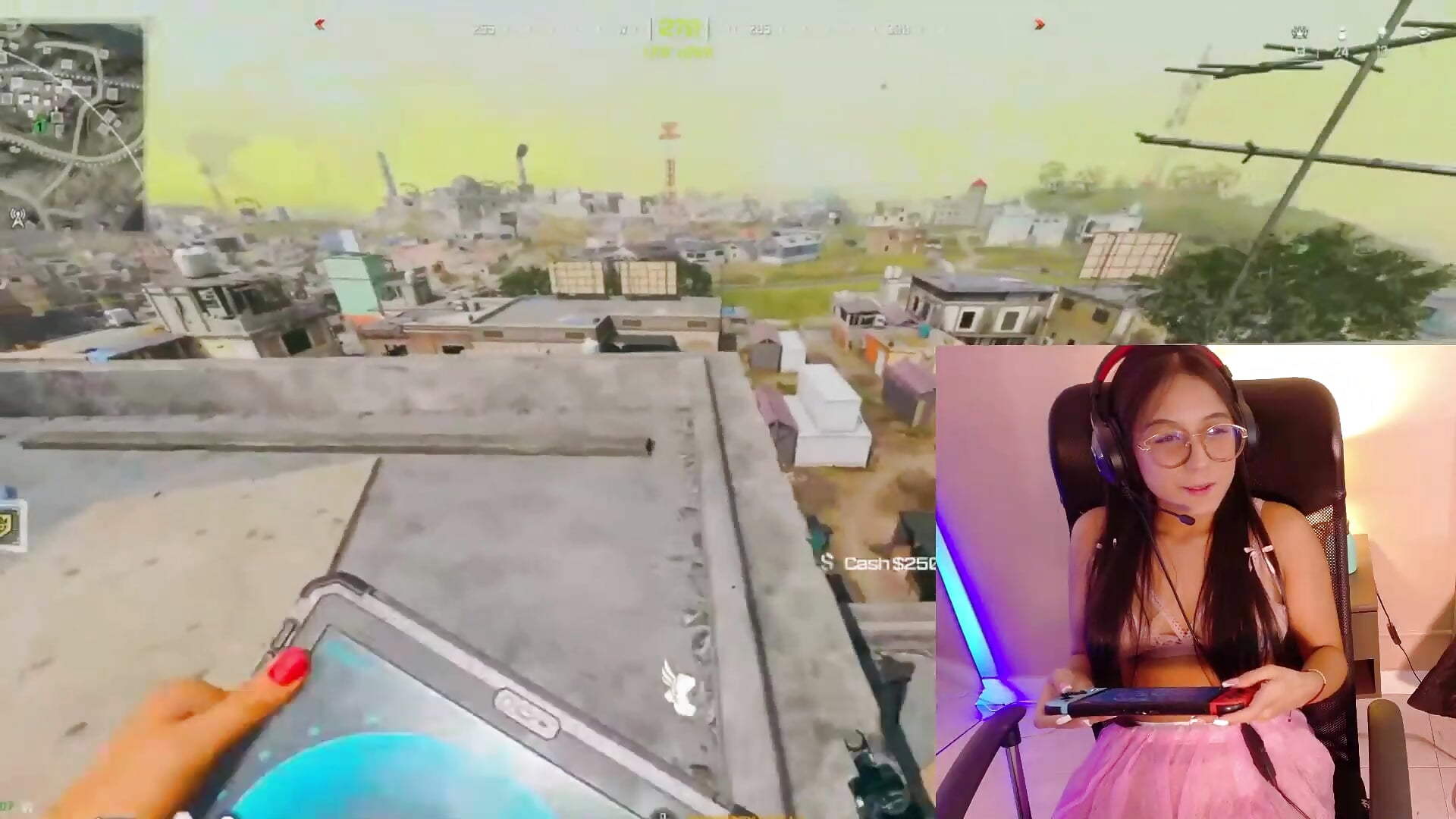 sexy gamer😍 - video by alahiafontana cam model