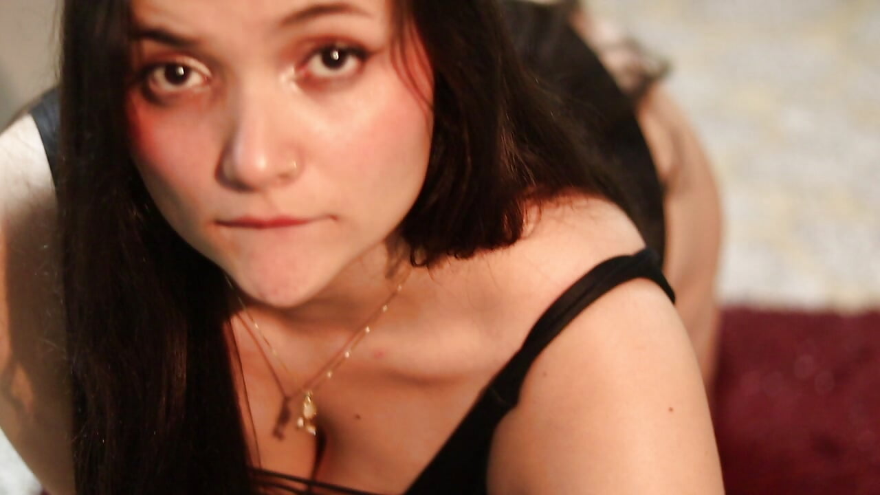 welcome love - video di imluci modella di cam