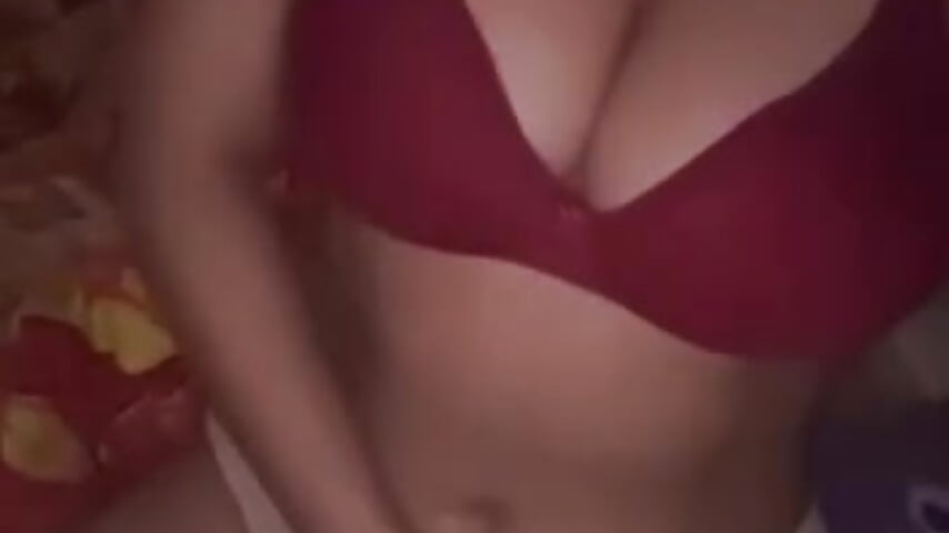 midnight – video od webkamerové modelky somyasinghh08