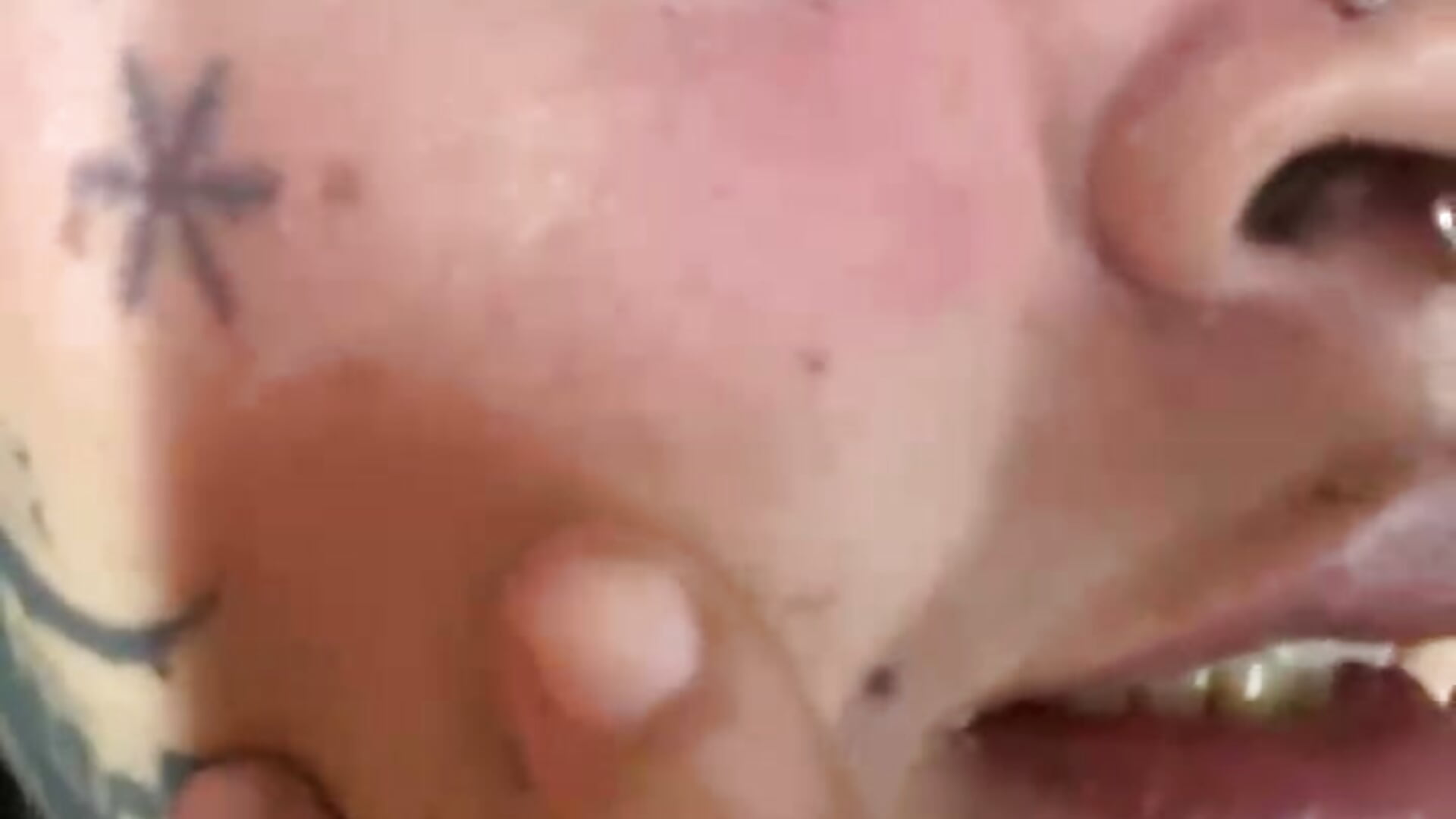 Demon's Piercings – video od demoon_blackk