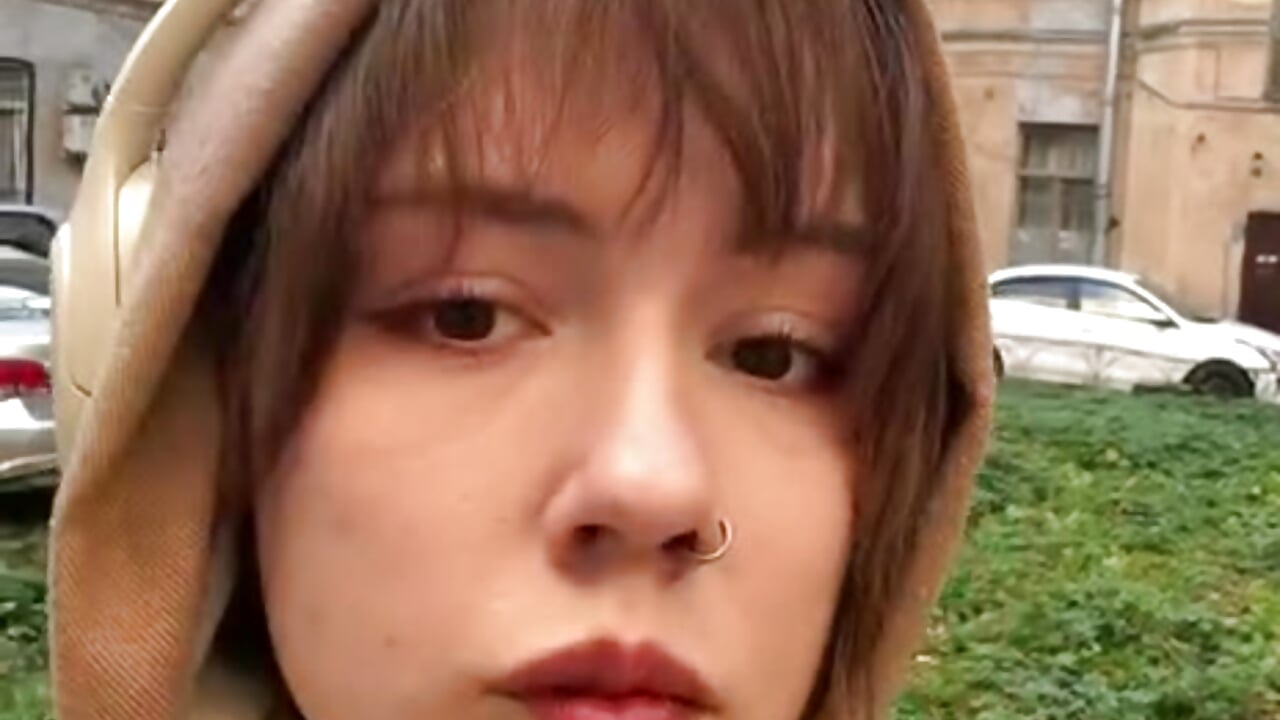 ❤ - video by JeanneUnknow cam model