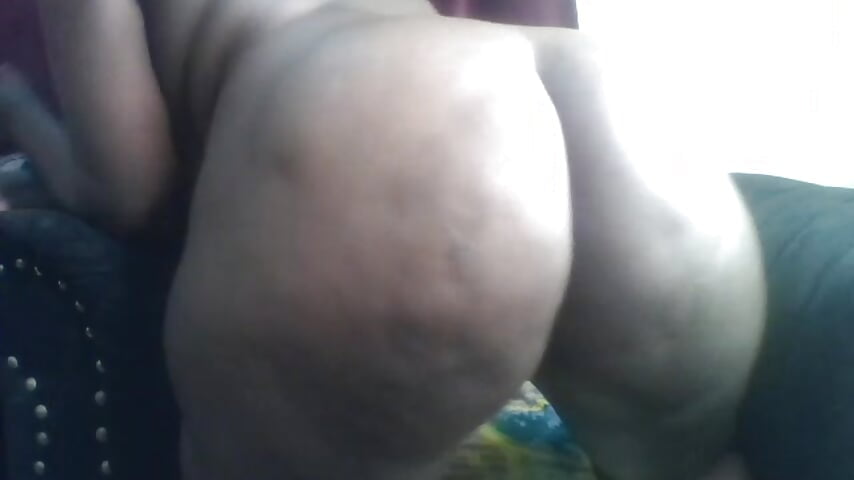 [24 Oct 11:25] Private Show - copy 25 Oct 00:19 - vídeo de la modelo de cam Curvy_vee_