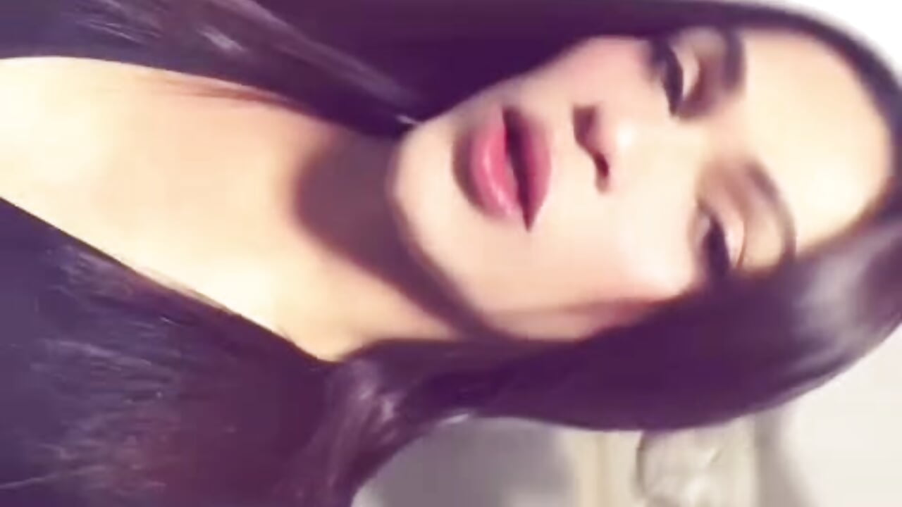 💛💛 – видео вебкам-модели Bella_Annita