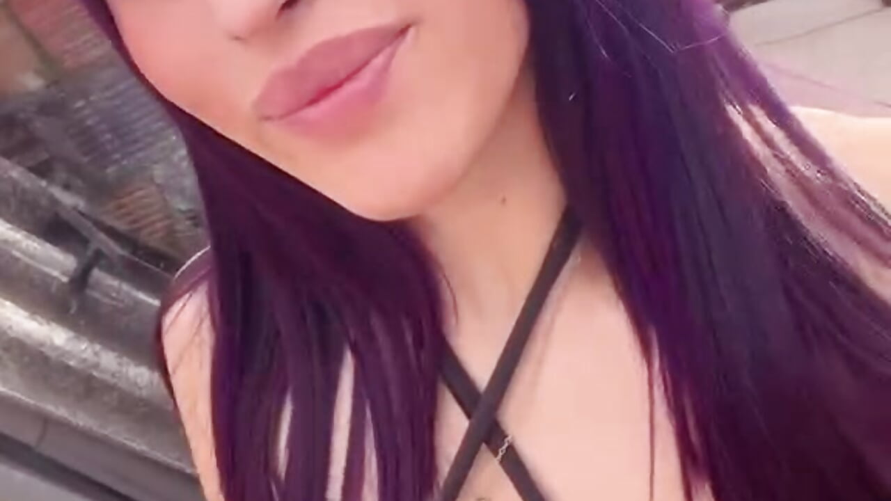 PURPLE - vídeo de WildxQueen