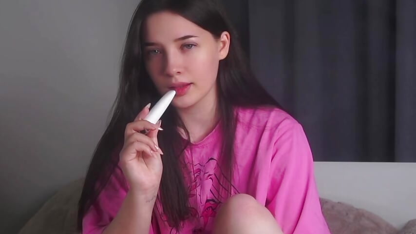 Cute me ;) - video by OhLowOncoming cam model