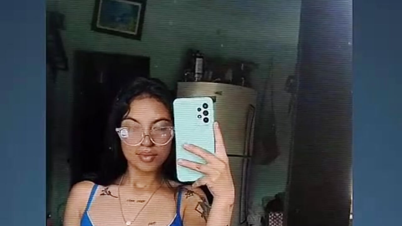WhatsApp Video 2026-10-05 at 2,21,10 PM (1) – video od webkamerové modelky p0wergir