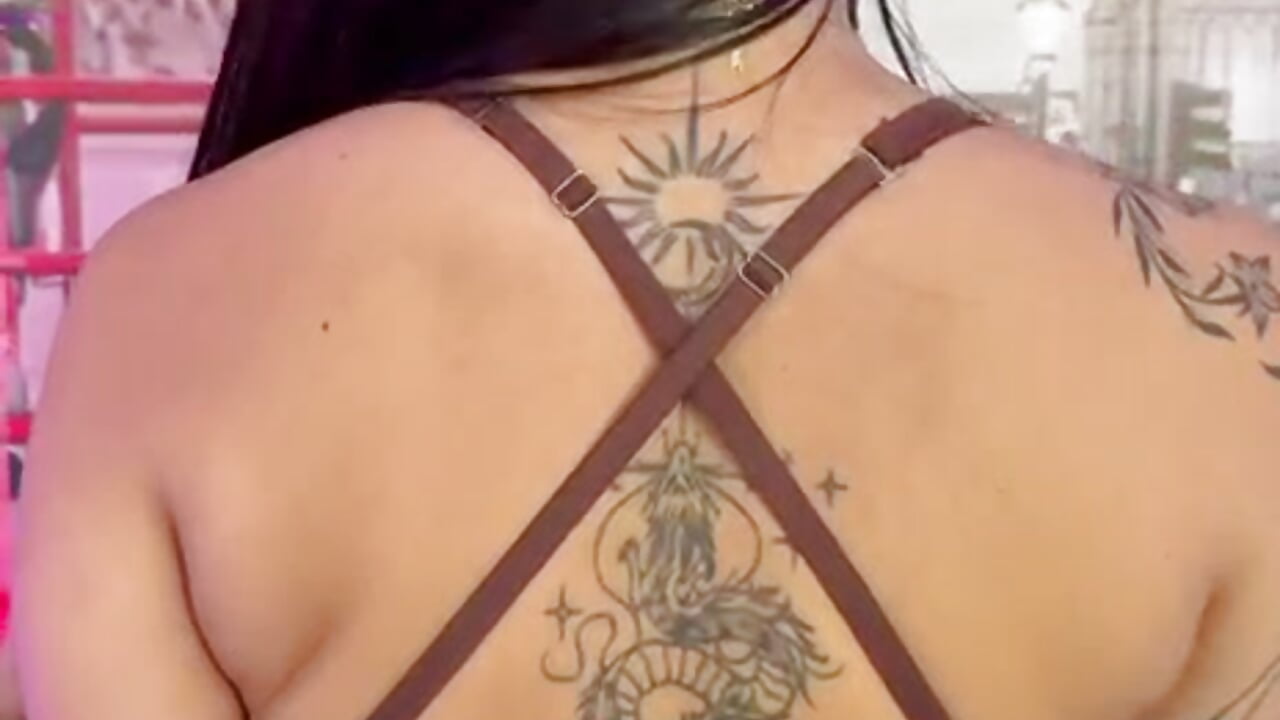 Tattossss – видео вебкам-модели danna-marinn