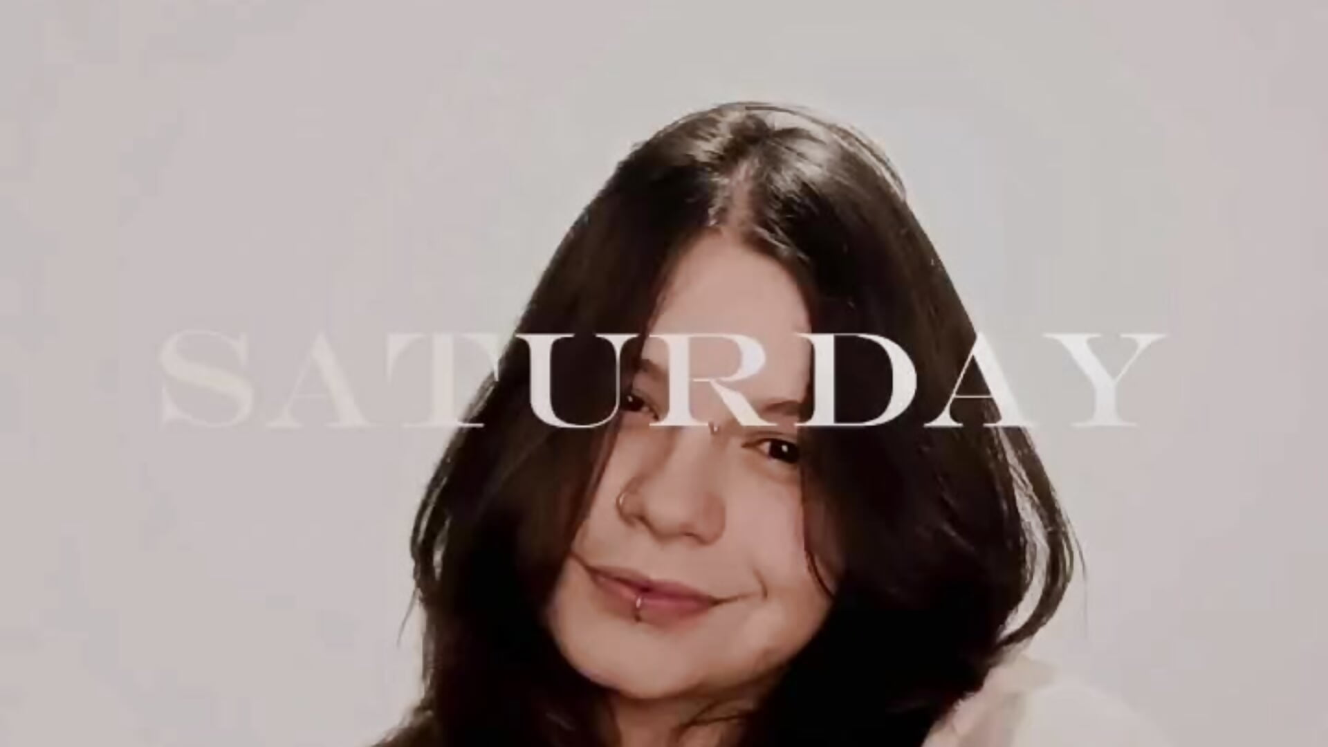 WhatsApp Video 2026-10-21 at 4,32,00 PM - vídeo de M3ey modelo de câmara