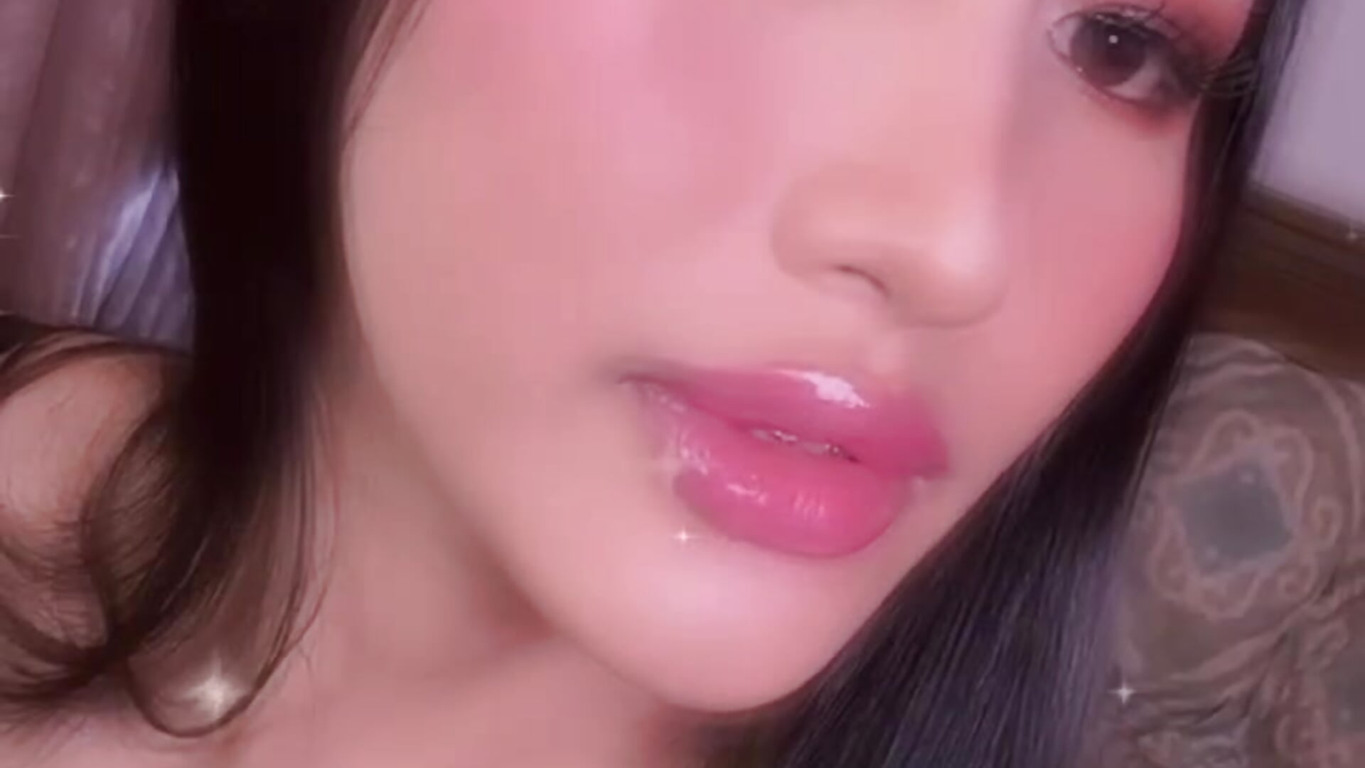 trim,57F9B960-E969-4689-9B8A-5457201BDBCA - video by iamBETTERthanYourX cam model