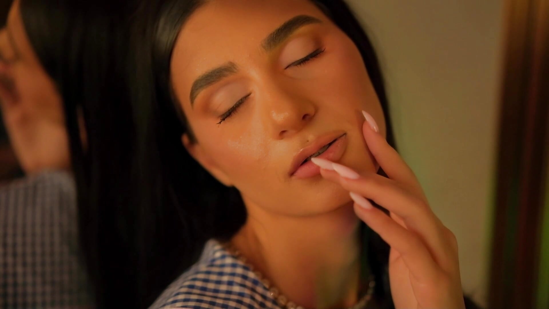 Simply Irresistible - Video von MaraWaves Cam-Model
