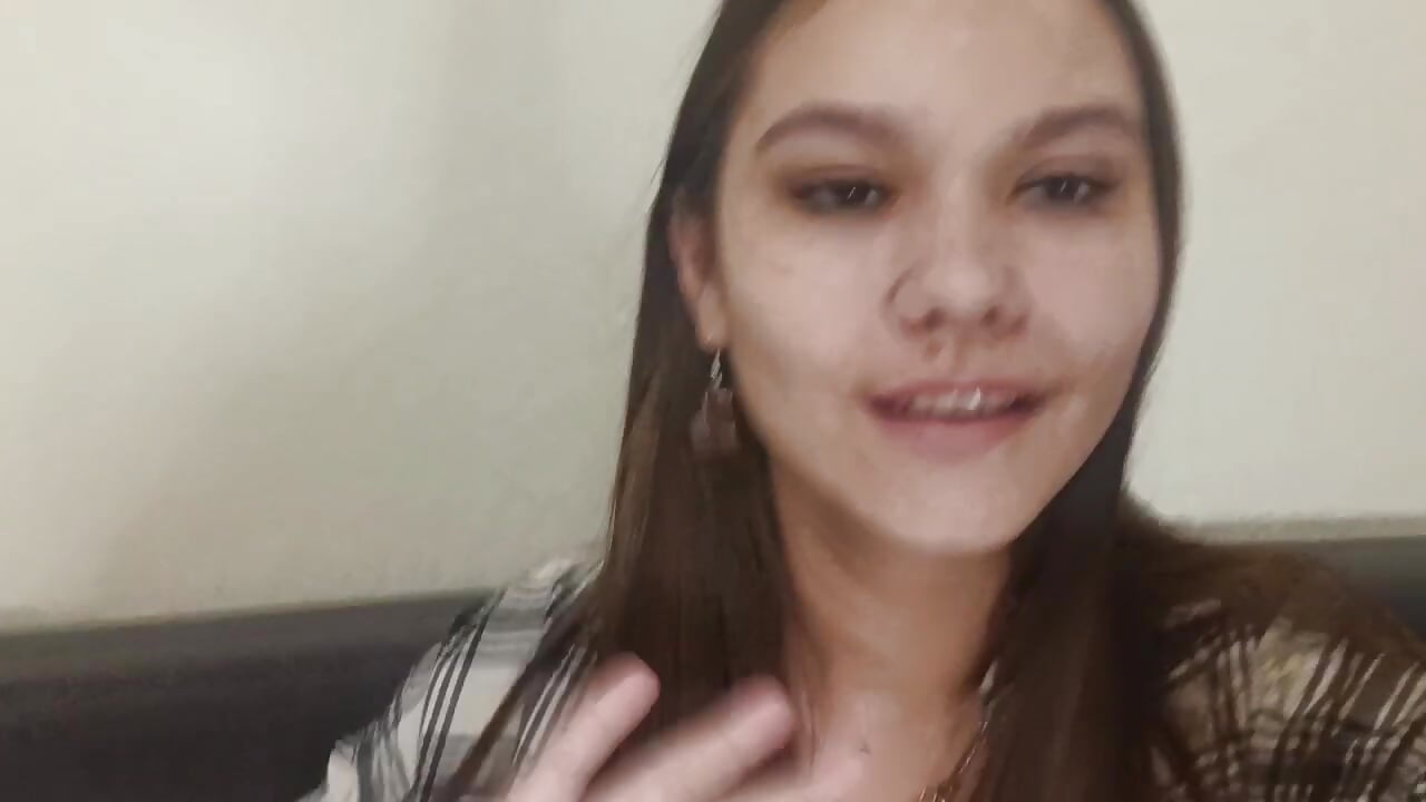 hello! - vídeo de MaricruzWorthing modelo de câmara