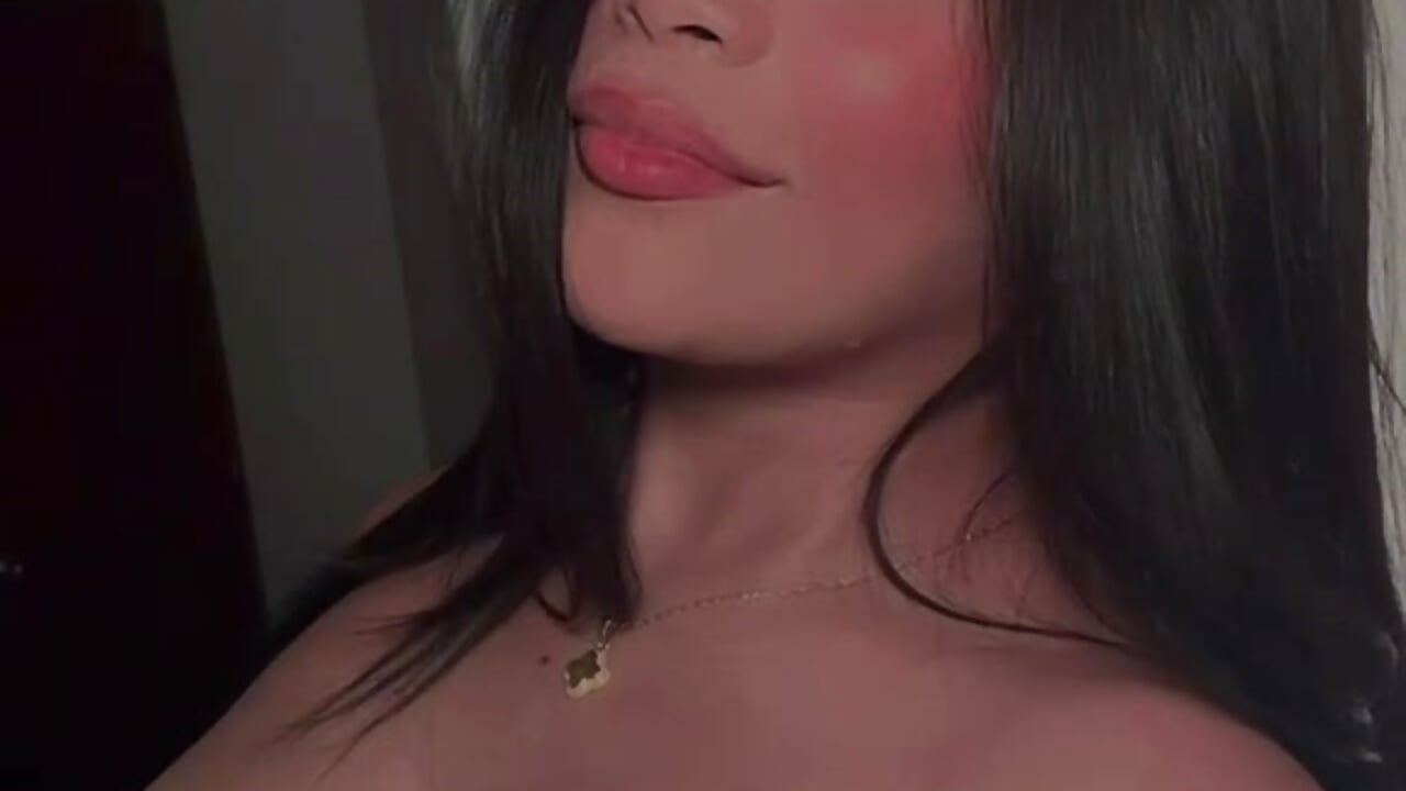✨ – video od webkamerové modelky Maddison_owens