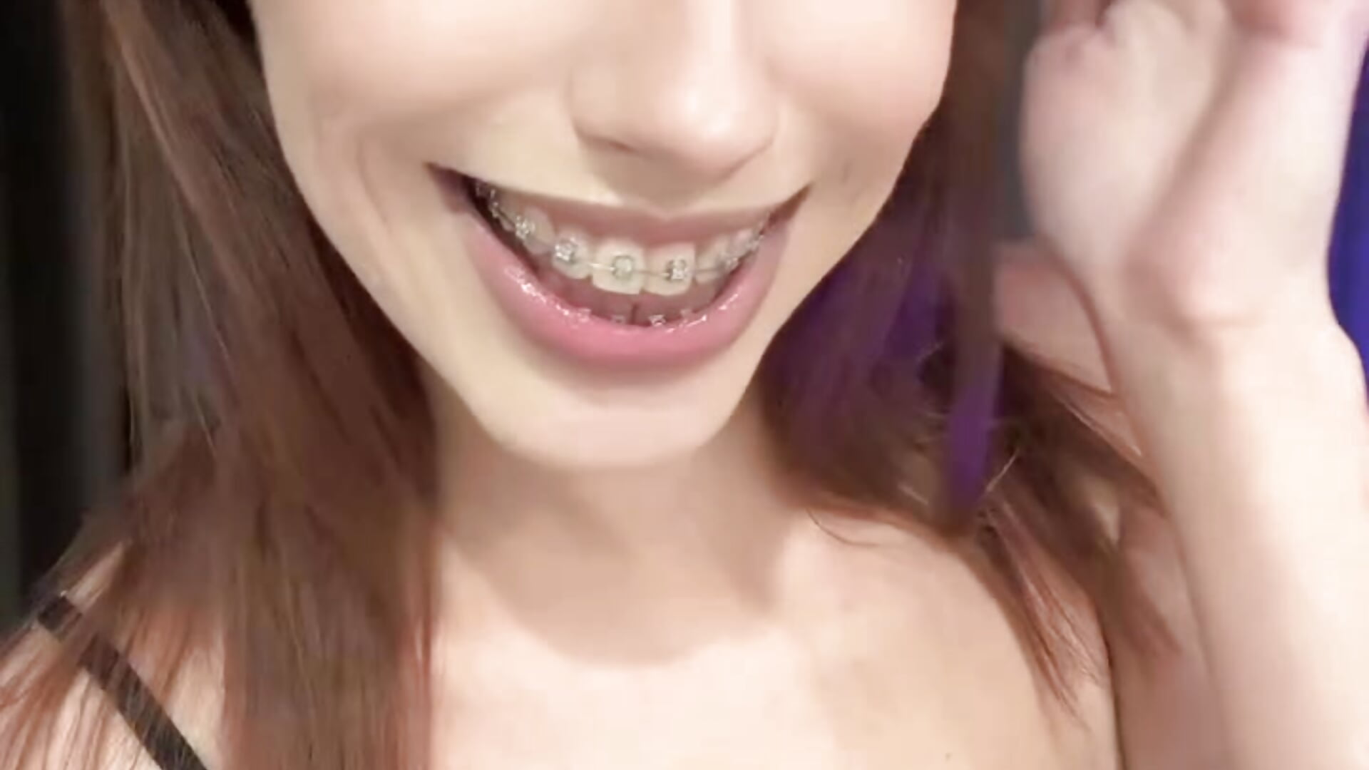 New Lipstick– NovaAngelll kameramodell videója