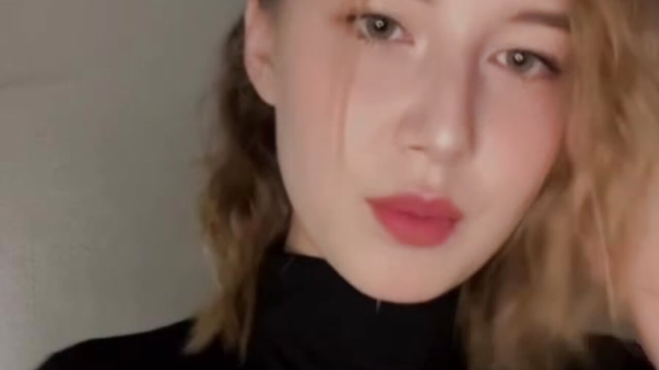 profile-intro-video-1793314398 – SecretlyMila videója