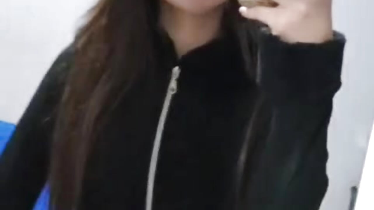 Intro 😍🤩 - video by lia_blaree cam model
