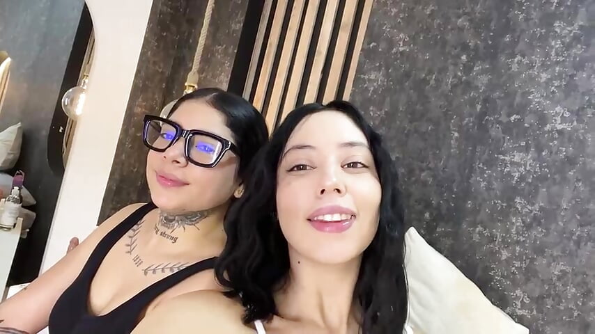 Welcome to our room – video korisnika secret_of_two_