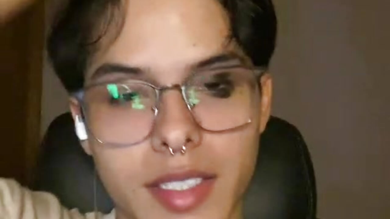 yop!!– rio_hard kameramodell videója