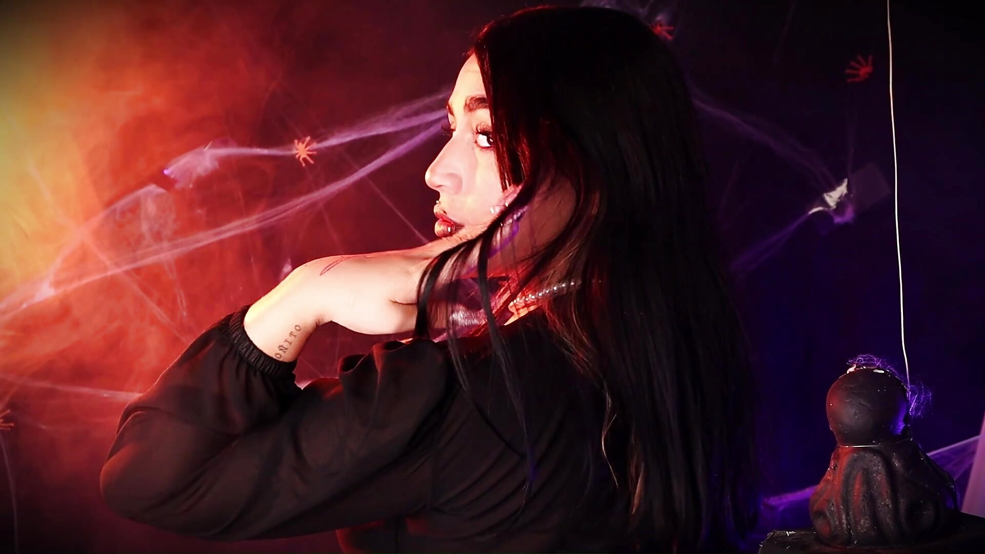 Welcome to my dark side🖤 - MollyFerrern video