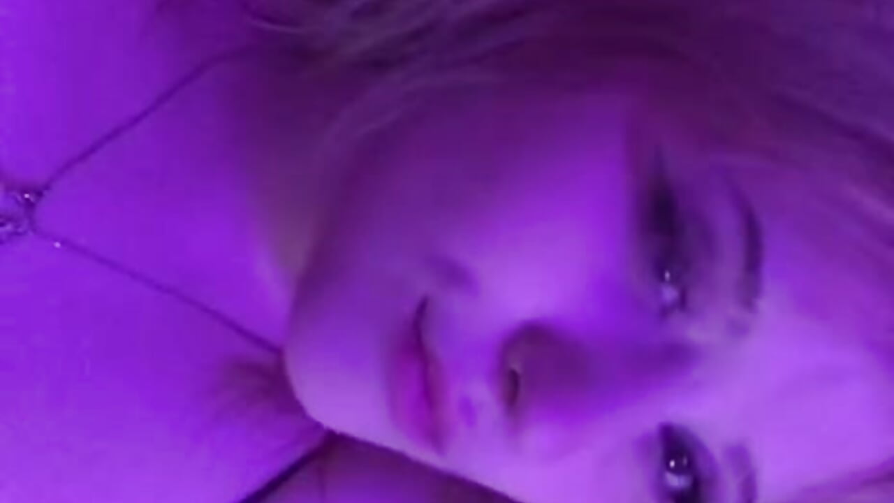 aw - Video von LinaDelRay Cam-Model