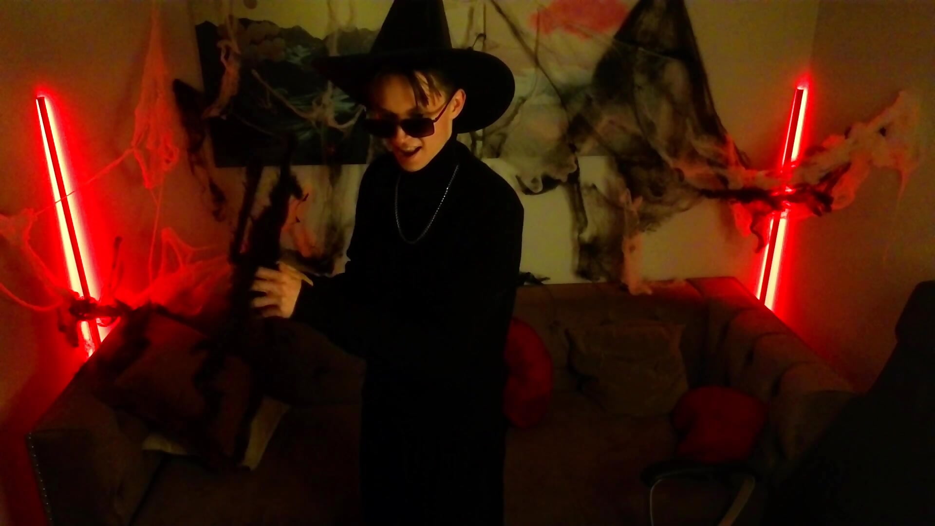 Halloween Witch– MeverikShen kameramodell videója