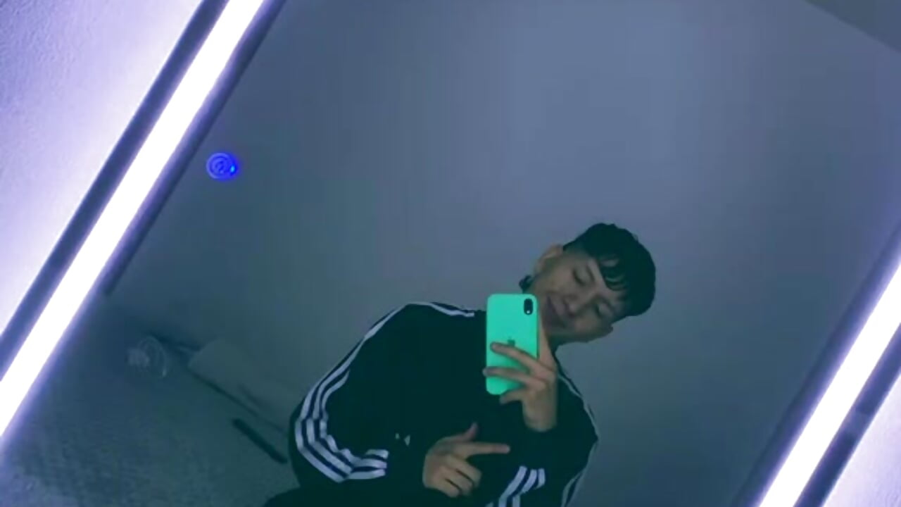 SAMMY 🔥－Sammyhot19の動画