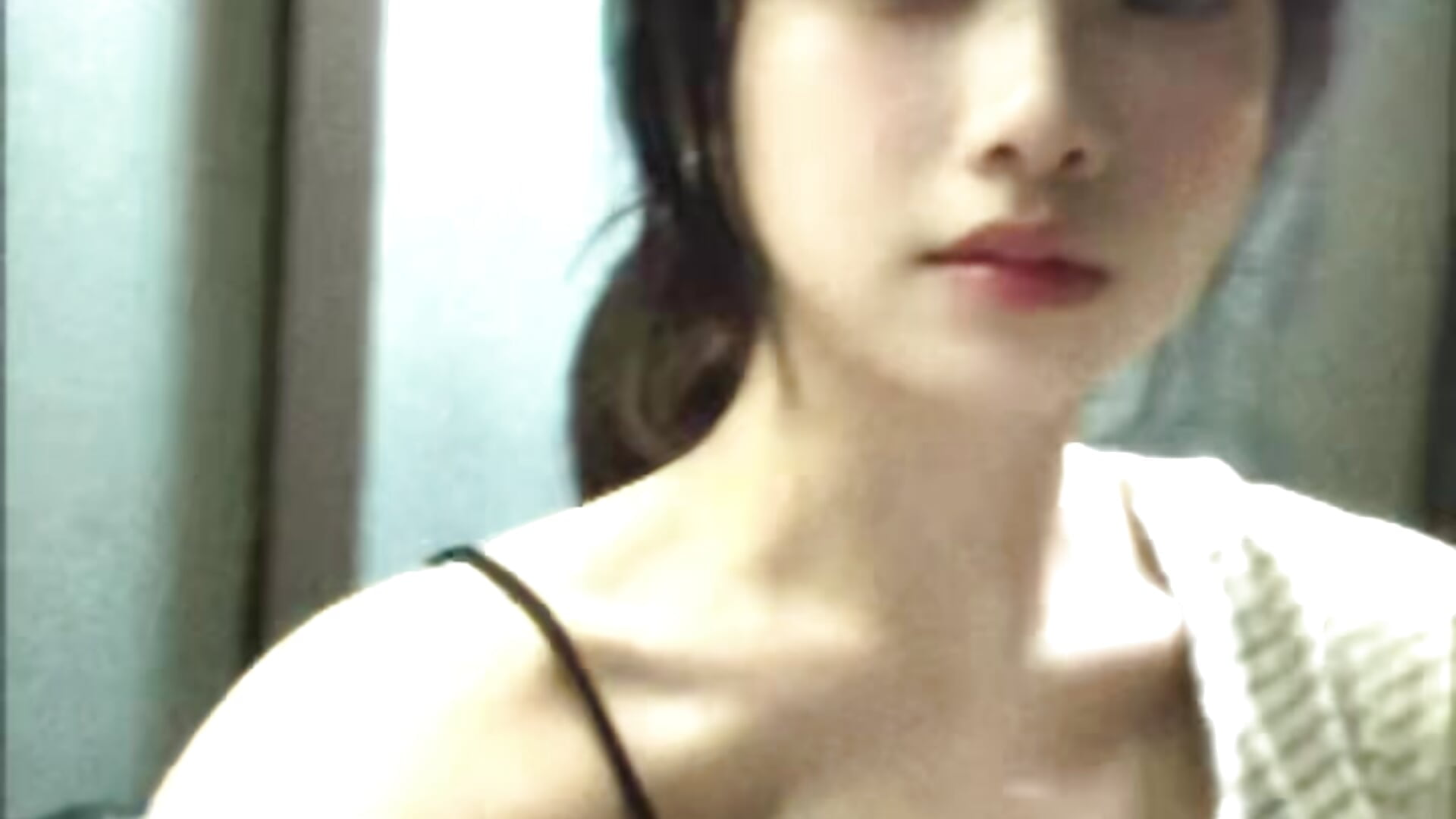 33e9db825995b9b9e1b2add39553e25e - video oleh tiantian86 kamera model