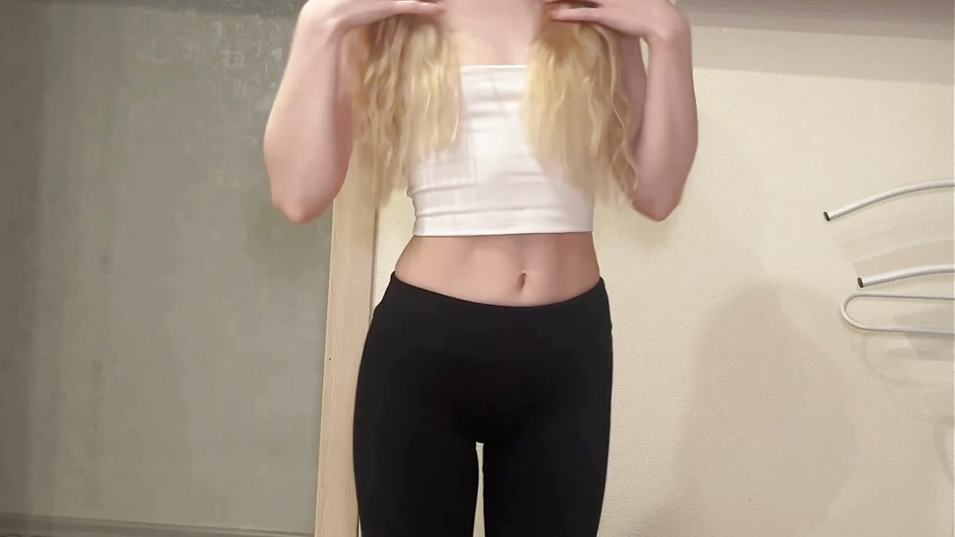 Get dressed with me! - Vídeo de Ankasuee