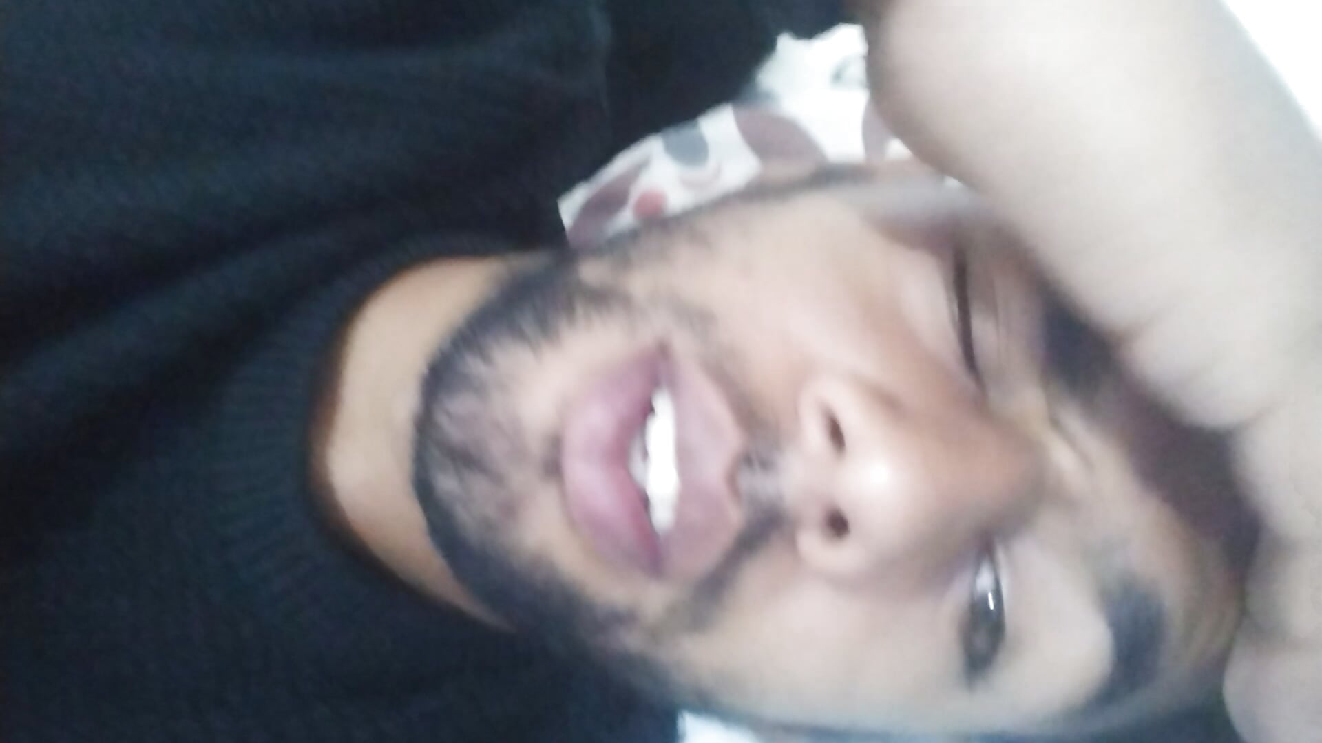 Holaaaa - فيديو من RSeren موديل الكام