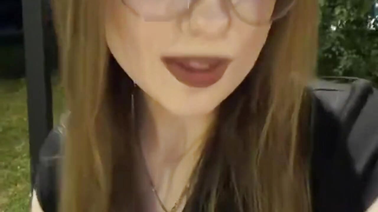 A smile can say so much 😊 - video by JoanaOrehek cam model