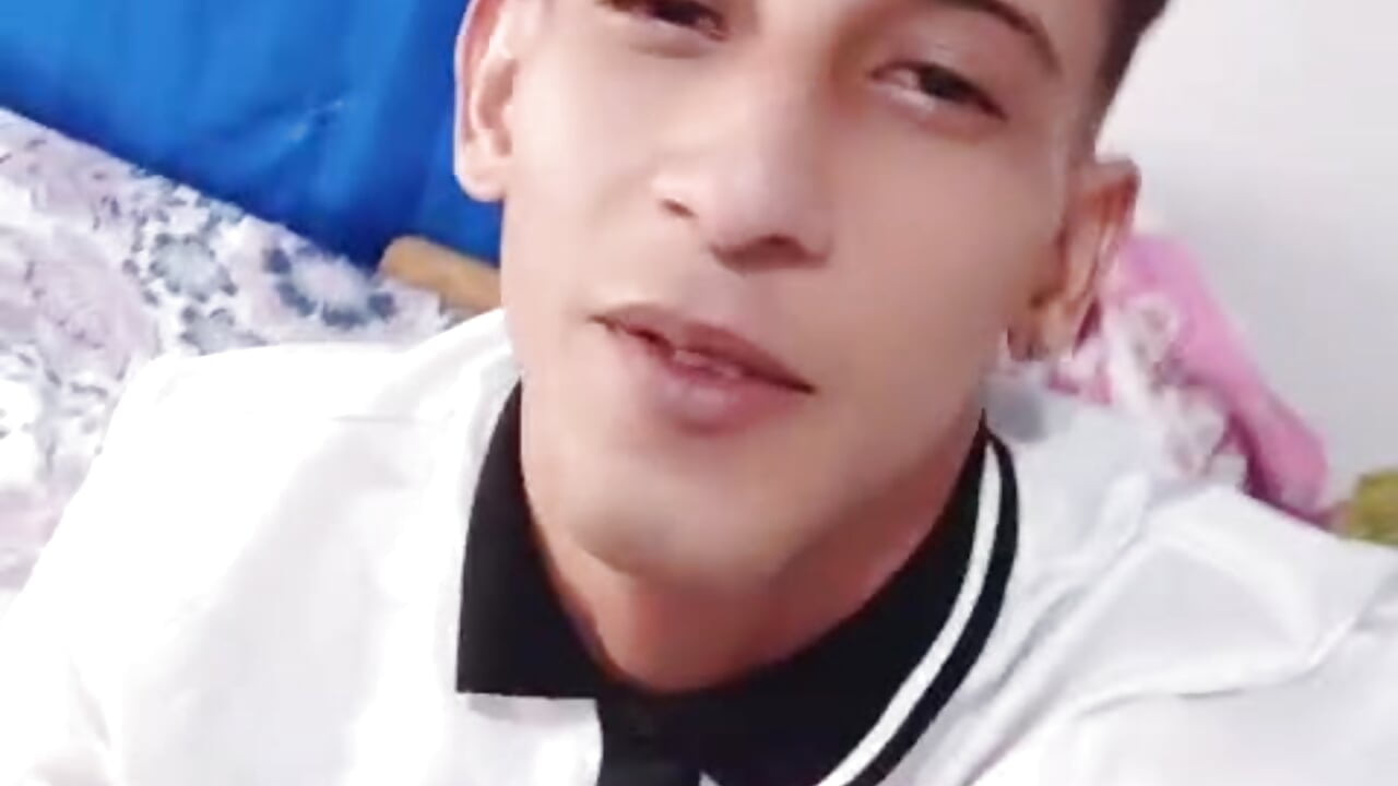 Jeyder_SexyLatinBoy