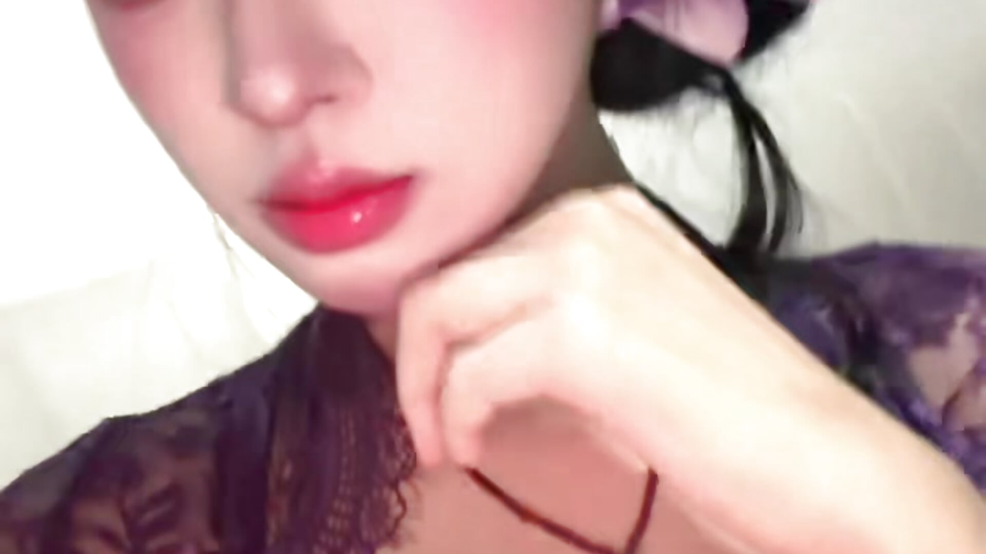 嘻嘻 - video của Susu-Pretty