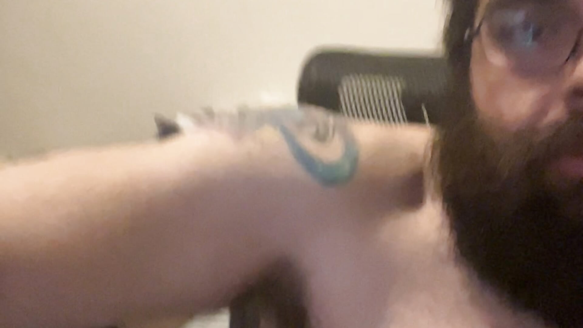 showing off tattoos — filmik latinocock30, modela(-lki) na kamerkach