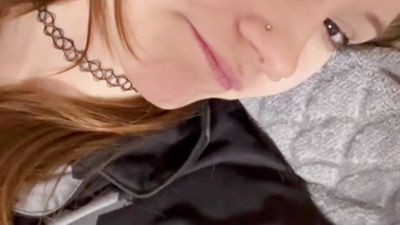 😋 - video by OfeliaBrocato cam model