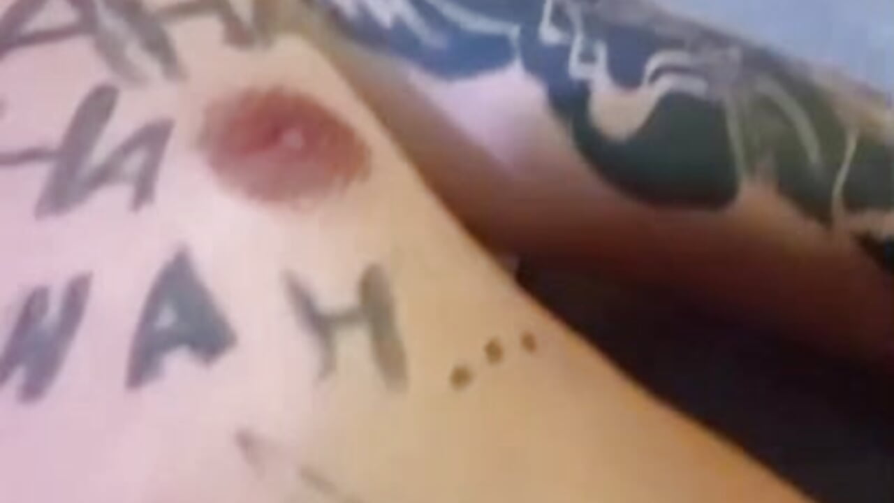 our tattoos– Sanji-And-Noa kameramodell videója