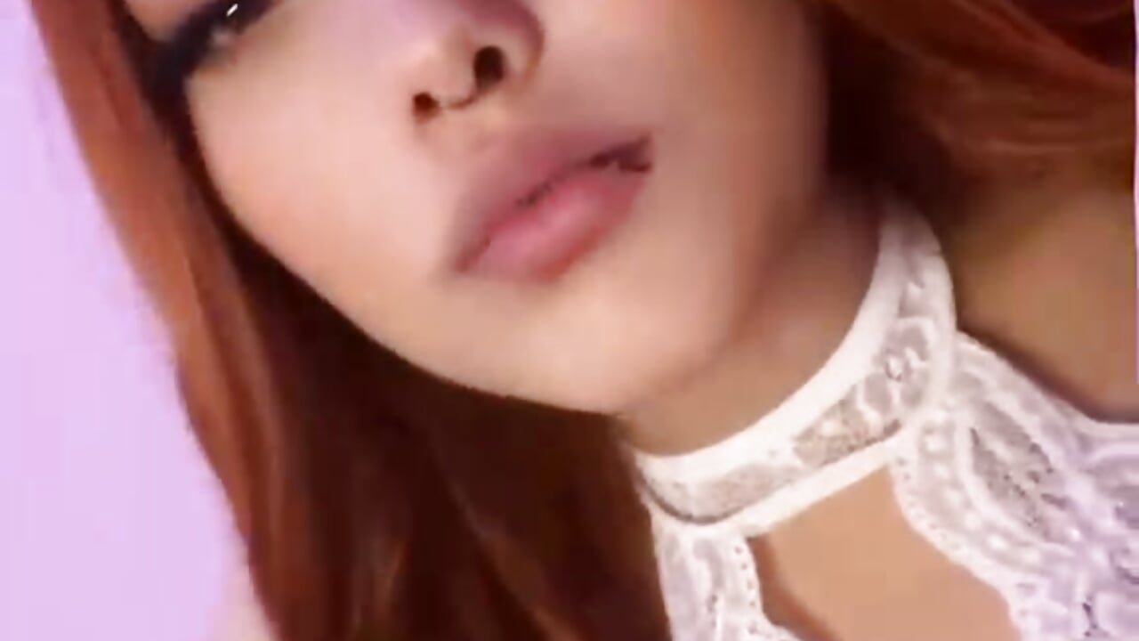 Hermosa - video by Angellique_ec cam model