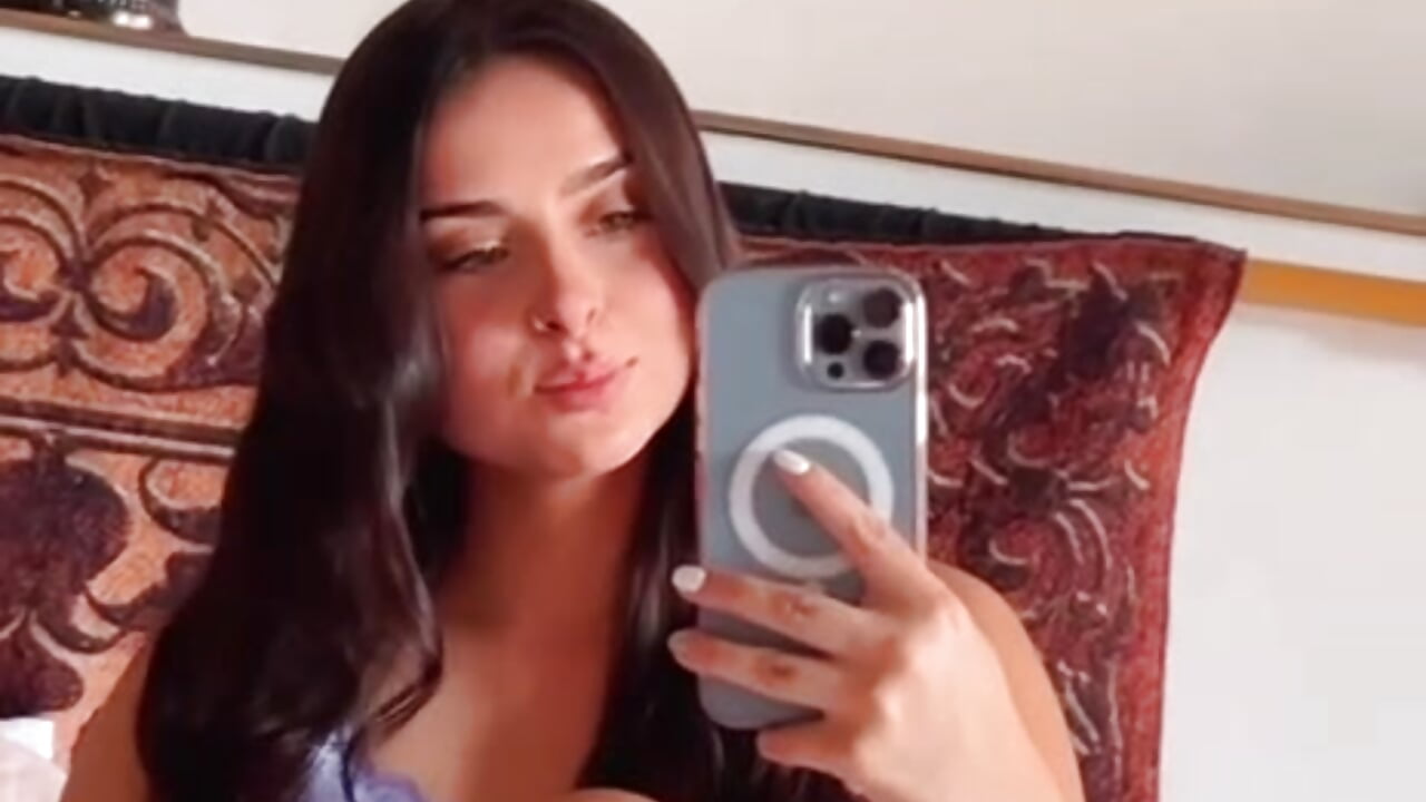Me ❤️ - video oleh model kamera miss_melissa1