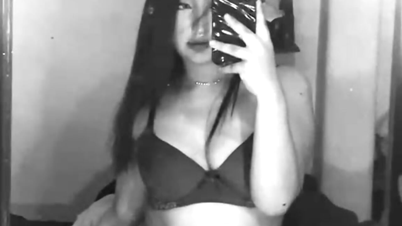 Sexy girl - відео від Cherry_Bloom3