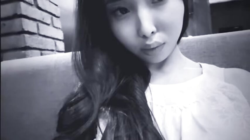 getting closer >< - video by MaribelTontarski cam model