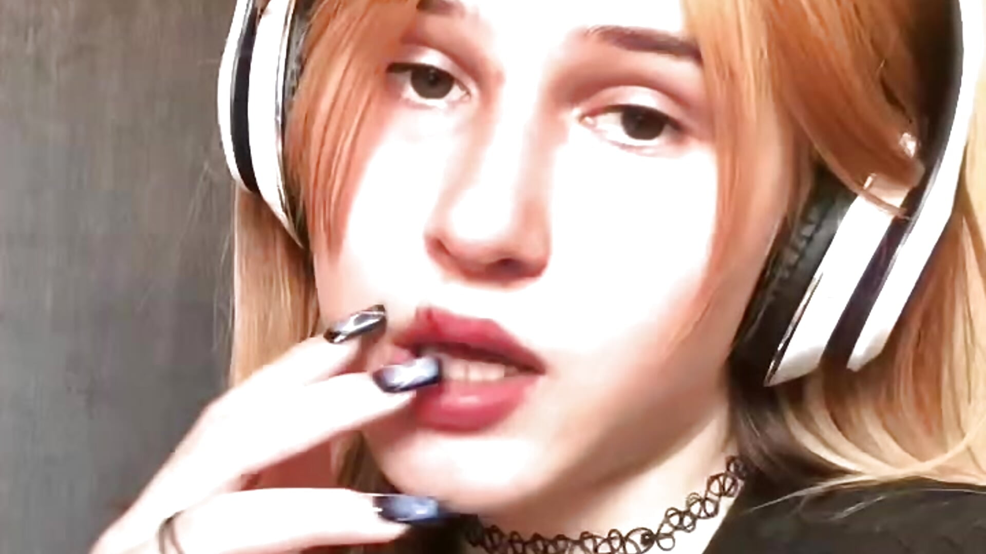 Caught You Staring - video IrinaFlanagin kameramallilta