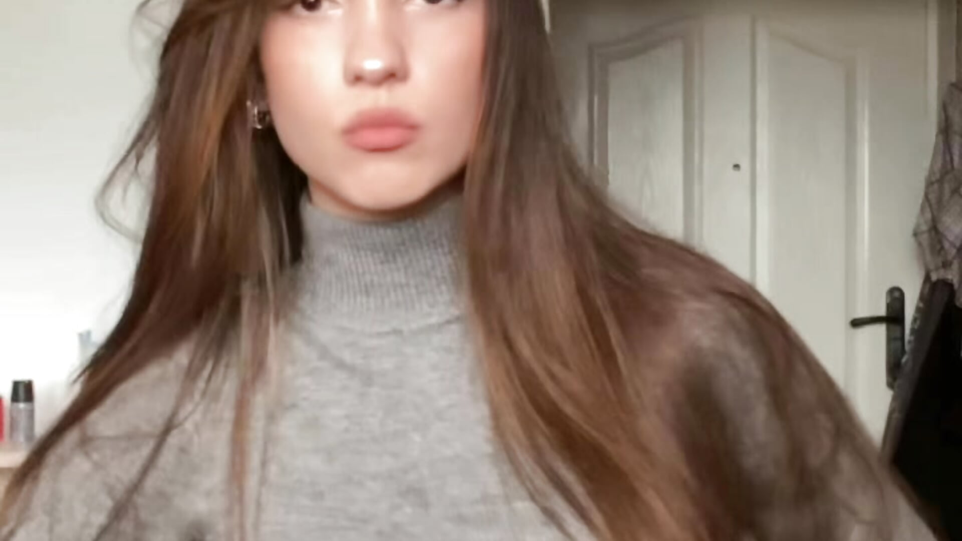 Sweetie, where are you? - video by CharmainFandrich cam model