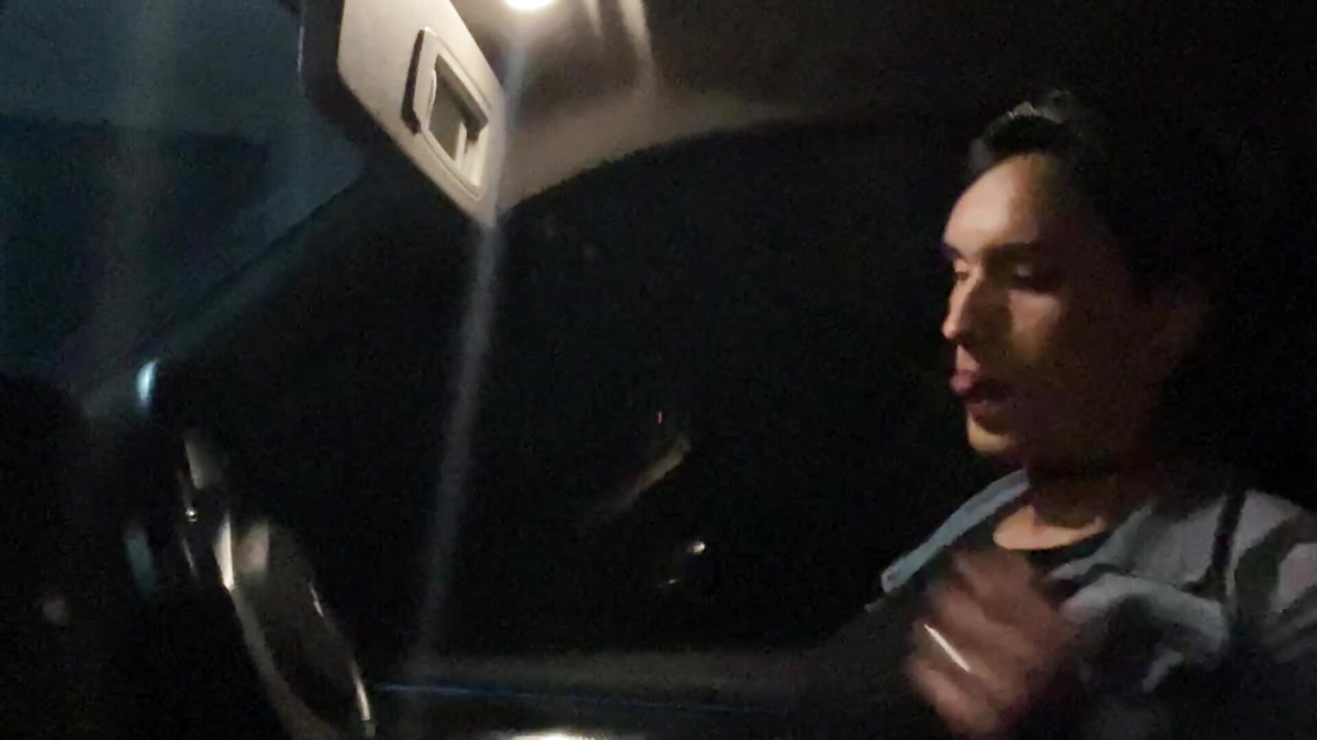 masturbation in the car - vidéo du modèle de showcams joaisaza