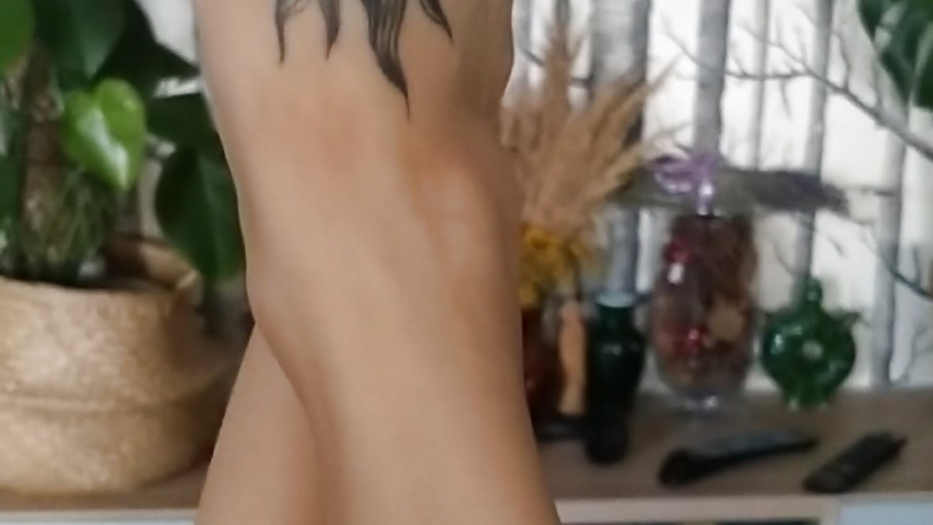 Barbie pink feet - video by SluttyBanana cam model