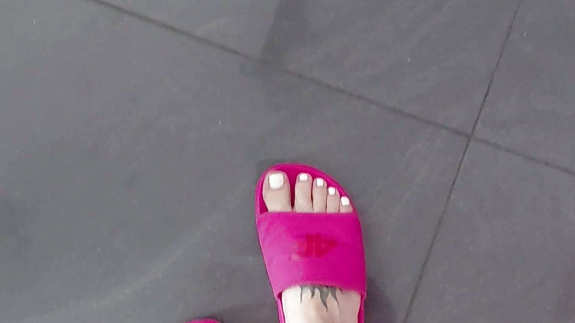 from black to light toenail polish/ cute toes - video by SluttyBanana cam model
