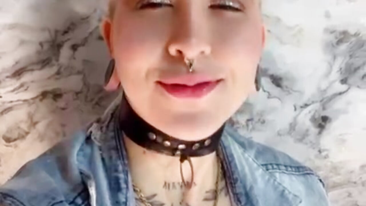 Amy Mode - video by amy_ink cam model